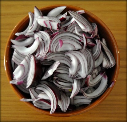 tagliare le cipolle